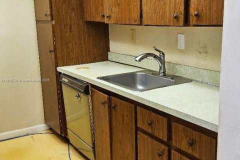 Copropriété à vendre à Miami Lakes, Floride: 2 chambres, 85.28 m2 № 1970919 - photo 5