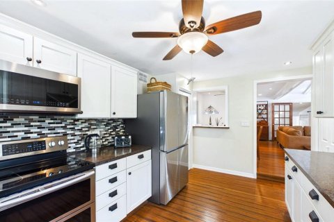 Villa ou maison à vendre à Gulfport, Floride: 3 chambres, 145.76 m2 № 2147907 - photo 13