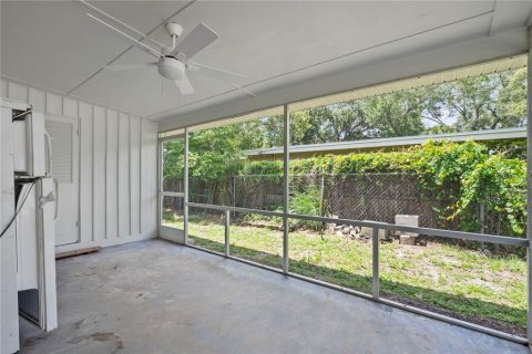 House in Winter Park, Florida 3 bedrooms, 90.58 sq.m. № 2204676 - photo 26