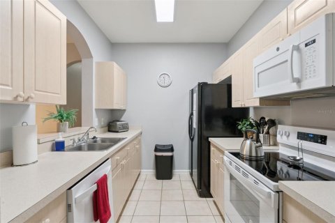 Condo in Kissimmee, Florida, 3 bedrooms № 2231311 - photo 14