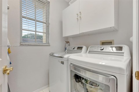 Condominio en venta en Coral Springs, Florida, 3 dormitorios, 171.87 m2 № 1819814 - foto 28