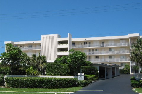 Condo in Tequesta, Florida, 2 bedrooms  № 1969896