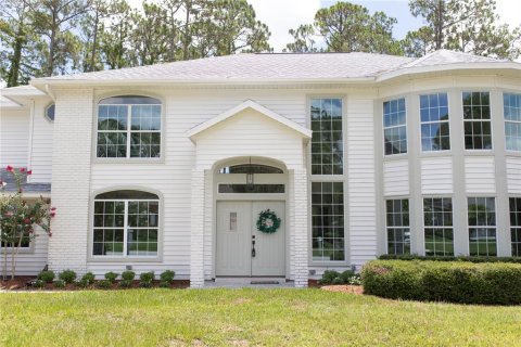 House in Palm Coast, Florida 5 bedrooms, 311.41 sq.m. № 2199049 - photo 2