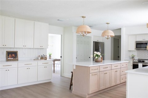House in Palm Coast, Florida 5 bedrooms, 311.41 sq.m. № 2199049 - photo 10