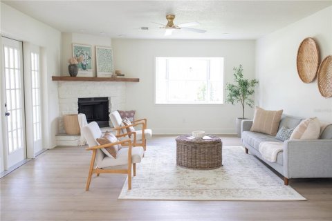 House in Palm Coast, Florida 5 bedrooms, 311.41 sq.m. № 2199049 - photo 16