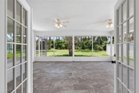 House in Palm Coast, Florida 5 bedrooms, 311.41 sq.m. № 2199049 - photo 21
