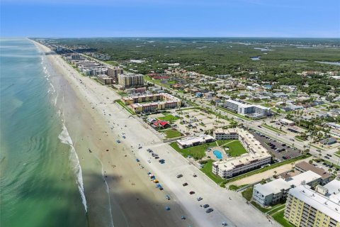 Condominio en venta en New Smyrna Beach, Florida, 1 dormitorio, 42.64 m2 № 2202567 - foto 3
