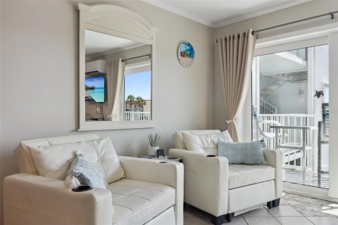 Condominio en venta en New Smyrna Beach, Florida, 1 dormitorio, 42.64 m2 № 2202567 - foto 6