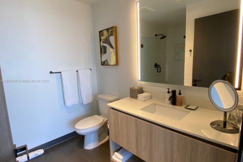 Copropriété à louer à Miami, Floride: 1 chambre, 47.29 m2 № 2077323 - photo 8