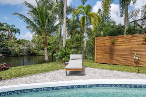 Villa ou maison à louer à Weston, Floride: 4 chambres, 191.47 m2 № 1990297 - photo 11