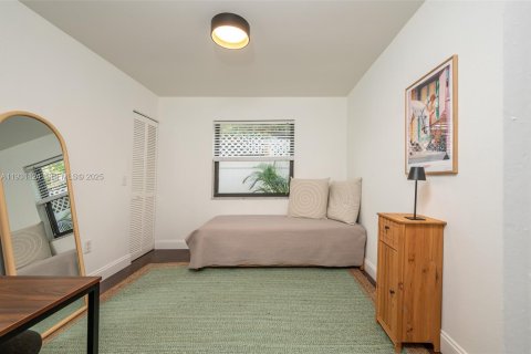 Villa ou maison à louer à Weston, Floride: 4 chambres, 191.47 m2 № 1990297 - photo 27