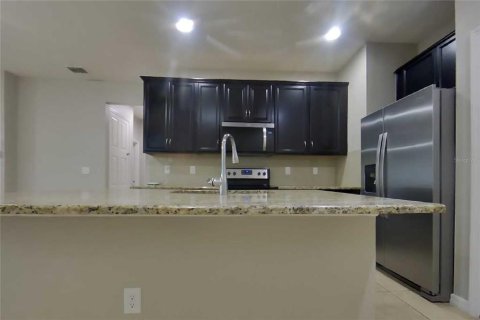 Villa ou maison à louer à Sanford, Floride: 3 chambres, 125.33 m2 № 2429010 - photo 5