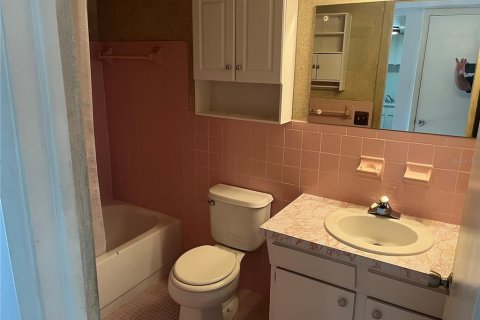 Condo in Clearwater, Florida, 1 bedroom  № 1819512 - photo 14