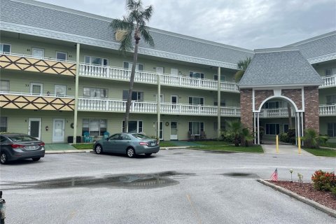 Condo in Clearwater, Florida, 1 bedroom  № 1819512 - photo 1