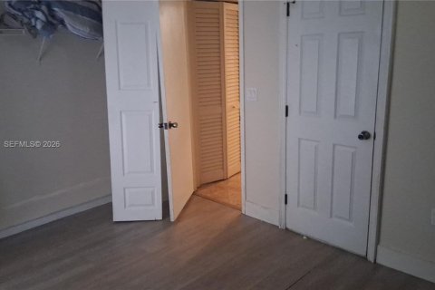 Townhouse in Coral Springs, Florida 3 bedrooms, 134.71 sq.m. № 2267633 - photo 16