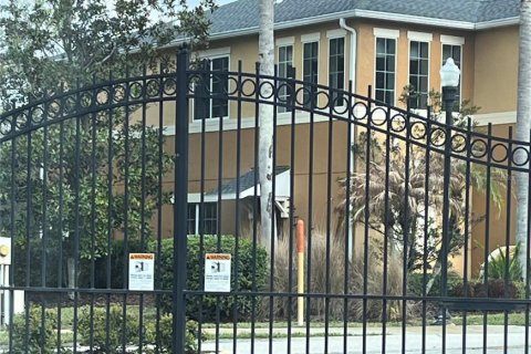 Touwnhouse à louer à Wesley Chapel, Floride: 3 chambres, 140.56 m2 № 2117601 - photo 3