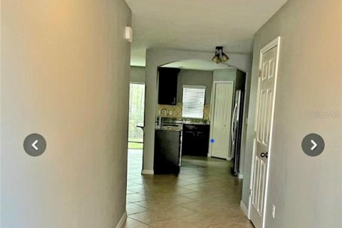 Touwnhouse à louer à Wesley Chapel, Floride: 3 chambres, 140.56 m2 № 2117601 - photo 7