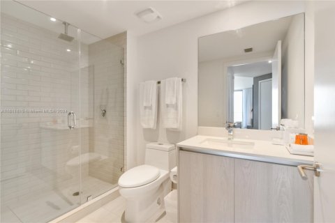 Condominio en venta en Hollywood, Florida, 2 dormitorios № 2077228 - foto 7