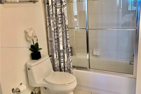 Condo in Delray Beach, Florida, 2 bedrooms  № 1961671 - photo 6