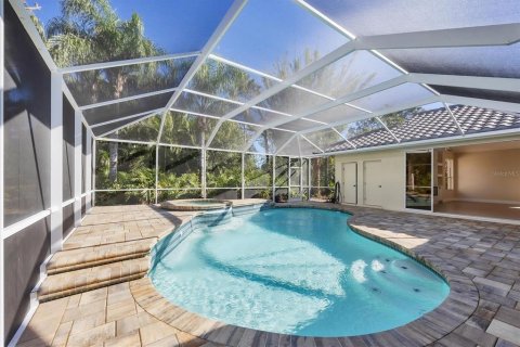 House in University Park, Florida 3 bedrooms, 241.27 sq.m. № 2142936 - photo 30