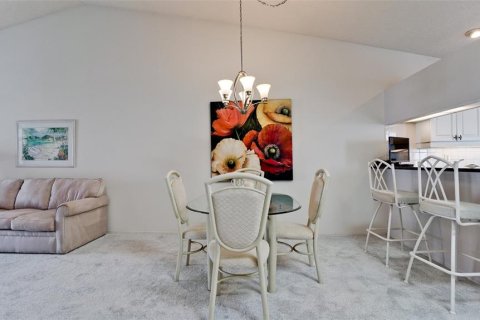 House in Bradenton, Florida 2 bedrooms, 118.17 sq.m. № 2277909 - photo 13