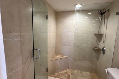 Copropriété à louer à Sunny Isles Beach, Floride: 1 chambre, 92.07 m2 № 2030158 - photo 3