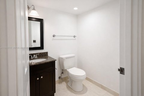 Copropriété à louer à Sunny Isles Beach, Floride: 1 chambre, 92.07 m2 № 2030158 - photo 13