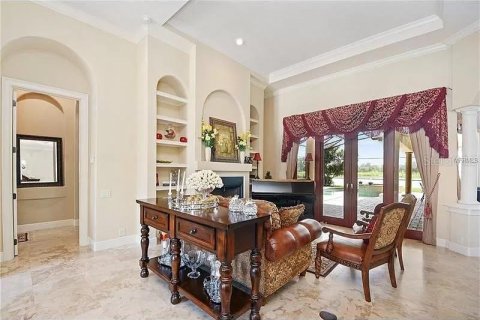 House in Orlando, Florida 5 bedrooms, 364.18 sq.m. № 1540915 - photo 17