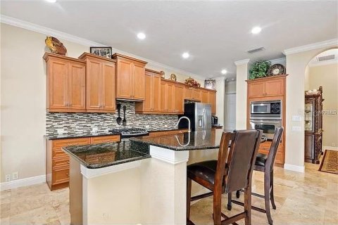 Casa en venta en Orlando, Florida, 5 dormitorios, 364.18 m2 № 1540915 - foto 10