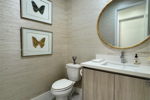 Townhouse in Miami, Florida 3 bedrooms, 233.09 sq.m. № 1955155 - photo 4