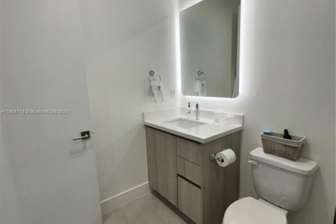 Townhouse in Miami, Florida 3 bedrooms, 233.09 sq.m. № 1955155 - photo 17