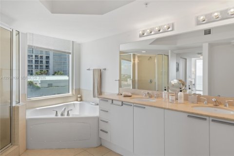 Copropriété à louer à Sunny Isles Beach, Floride: 2 chambres, 157.75 m2 № 2154490 - photo 15