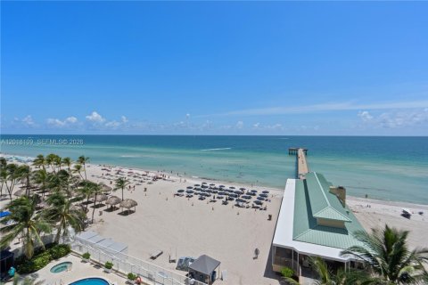 Copropriété à louer à Sunny Isles Beach, Floride: 2 chambres, 157.75 m2 № 2154490 - photo 3