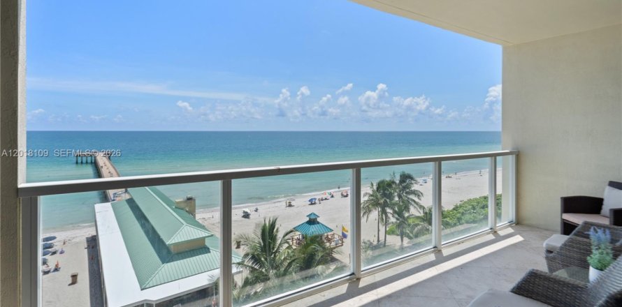 Condo à Sunny Isles Beach, Floride, 2 chambres  № 2154490