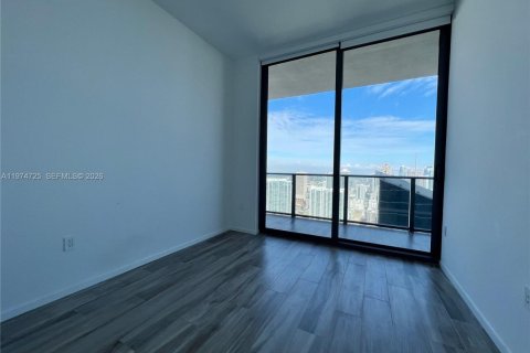 Condominio en alquiler en Miami, Florida, 3 dormitorios, 134.15 m2 № 2036081 - foto 13