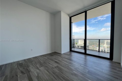 Condominio en alquiler en Miami, Florida, 3 dormitorios, 134.15 m2 № 2036081 - foto 8