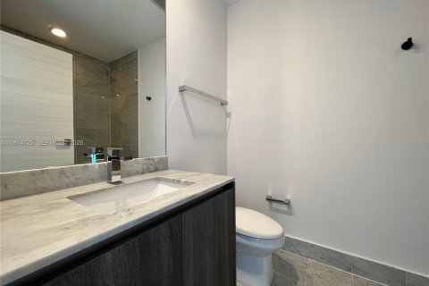 Condominio en alquiler en Miami, Florida, 3 dormitorios, 134.15 m2 № 2036081 - foto 14