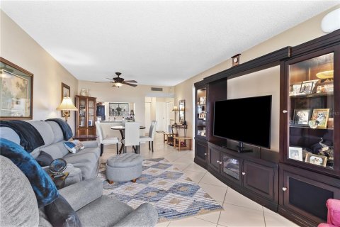 Condominio en venta en Clearwater, Florida, 2 dormitorios, 103.59 m2 № 1733080 - foto 12
