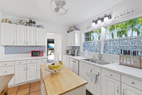 Casa en venta en West Palm Beach, Florida, 4 dormitorios, 211.82 m2 № 2182751 - foto 19