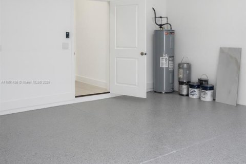 Купить виллу или дом в Лихай-Эйкерс, Флорида 3 спальни, № 1951713 - фото 25