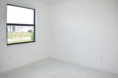 Купить виллу или дом в Лихай-Эйкерс, Флорида 3 спальни, № 1951713 - фото 16