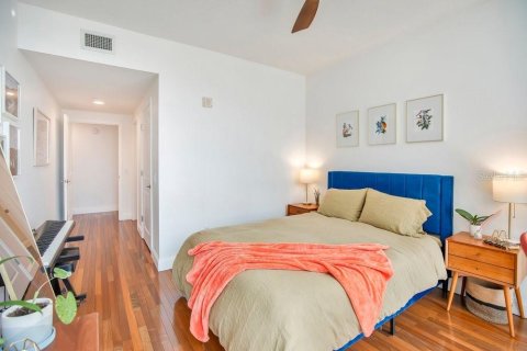 Condominio en venta en Orlando, Florida, 2 dormitorios, 106.84 m2 № 2198973 - foto 12