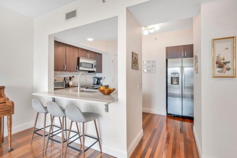 Condominio en venta en Orlando, Florida, 2 dormitorios, 106.84 m2 № 2198973 - foto 8