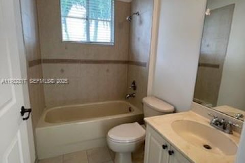 Villa ou maison à louer à Homestead, Floride: 3 chambres, 142.51 m2 № 1990834 - photo 8