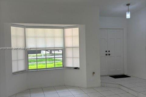 Villa ou maison à louer à Miami, Floride: 4 chambres, 208.94 m2 № 2076269 - photo 6