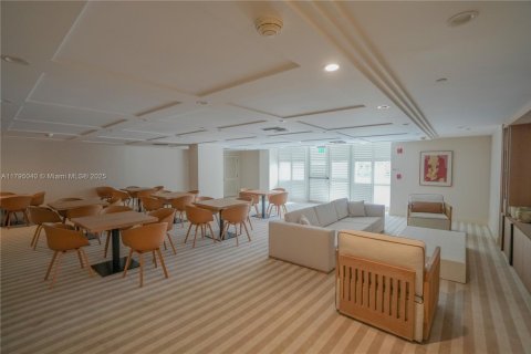 Condominio en venta en Key Biscayne, Florida, 2 dormitorios, 274.06 m2 № 1992274 - foto 24