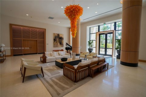 Condominio en venta en Key Biscayne, Florida, 2 dormitorios, 274.06 m2 № 1992274 - foto 11