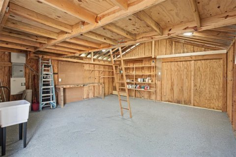 House in New Port Richey, Florida 3 bedrooms, 104.05 sq.m. № 2429095 - photo 21