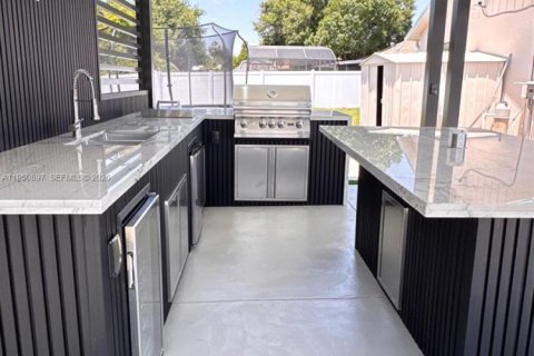 Снять в аренду виллу или дом в Киссимми, Флорида 4 спальни, 178.09м2, № 2020037 - фото 16