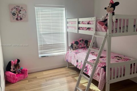 Снять в аренду виллу или дом в Киссимми, Флорида 4 спальни, 178.09м2, № 2020037 - фото 9